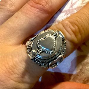 Vintage silver hidden compartment, heart ring size 7